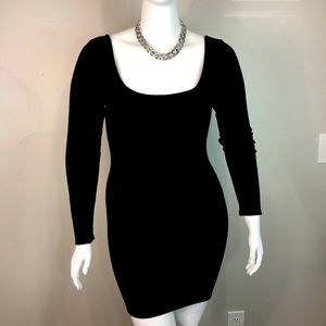 Love Tree Body-con Little Black Dress
